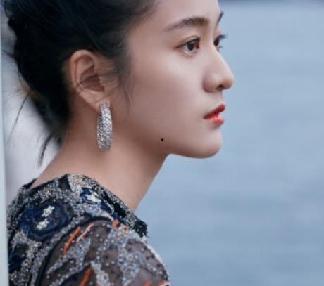 杨迪节目爆料杨紫视频,视频曝光令人捧腹