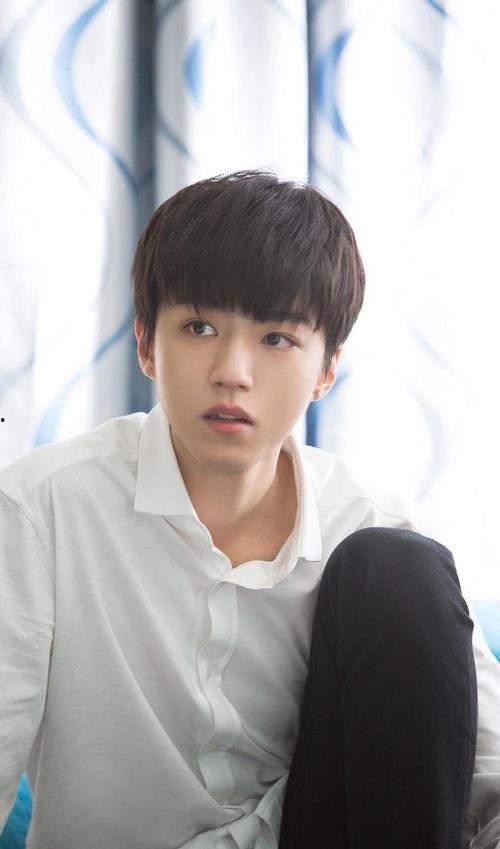 王俊凯真实爆料图片视频