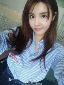 网红吃瓜美女图片