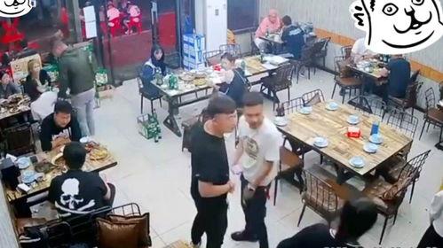 唐山人爆料烧烤店视频,网友爆料视频揭露惊人一幕