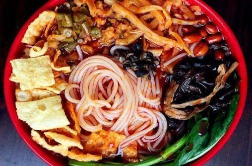 柳州螺蛳粉爆料视频大全,视频大全带你领略地道美食魅力