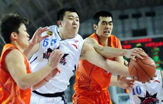 打篮球的盼盼视频爆料,揭秘球场上的青春风采